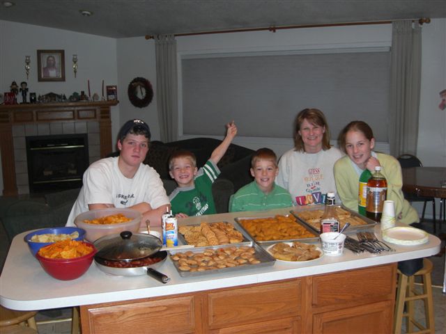 2007-new-years-eve-junk-food-bash